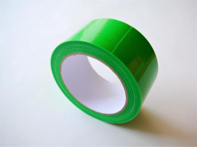 緑のテープ