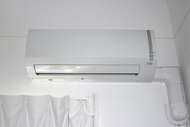 クーラー 家具 カーテン