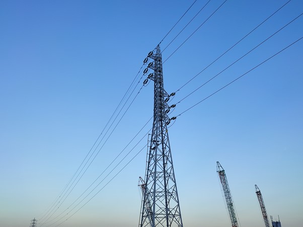 空 電線