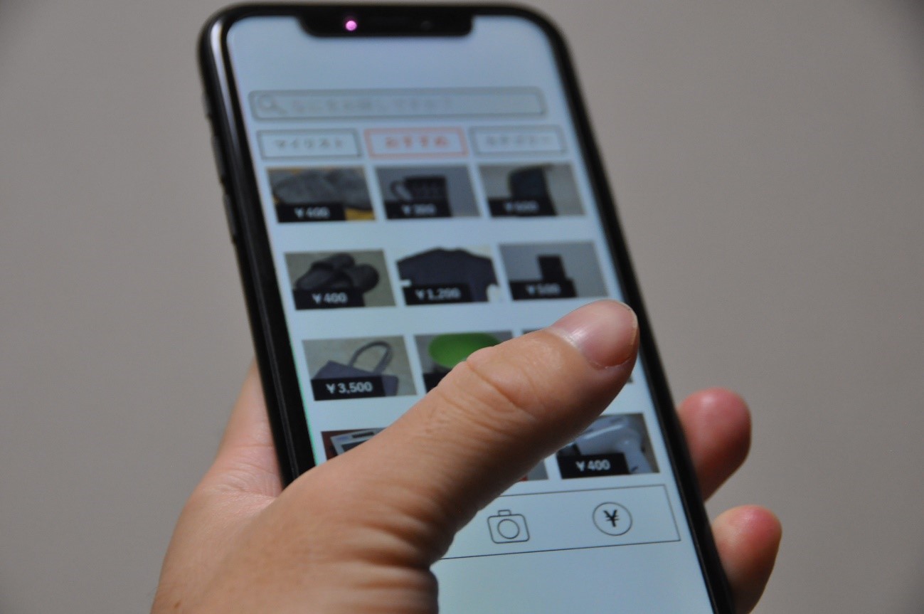 スマホ フリマサイト